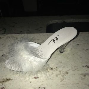 “NEW” ELLIE FANCY SLIPPERS